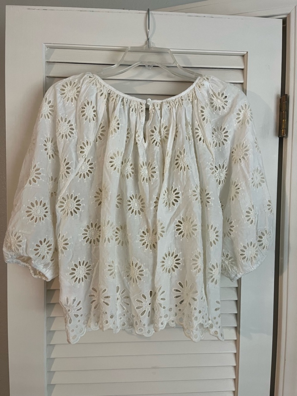 Madewell Eyelet Embroidered Floral Eyelet Shirred Puff-Sleeve Top in Cream - Picture 7 of 11